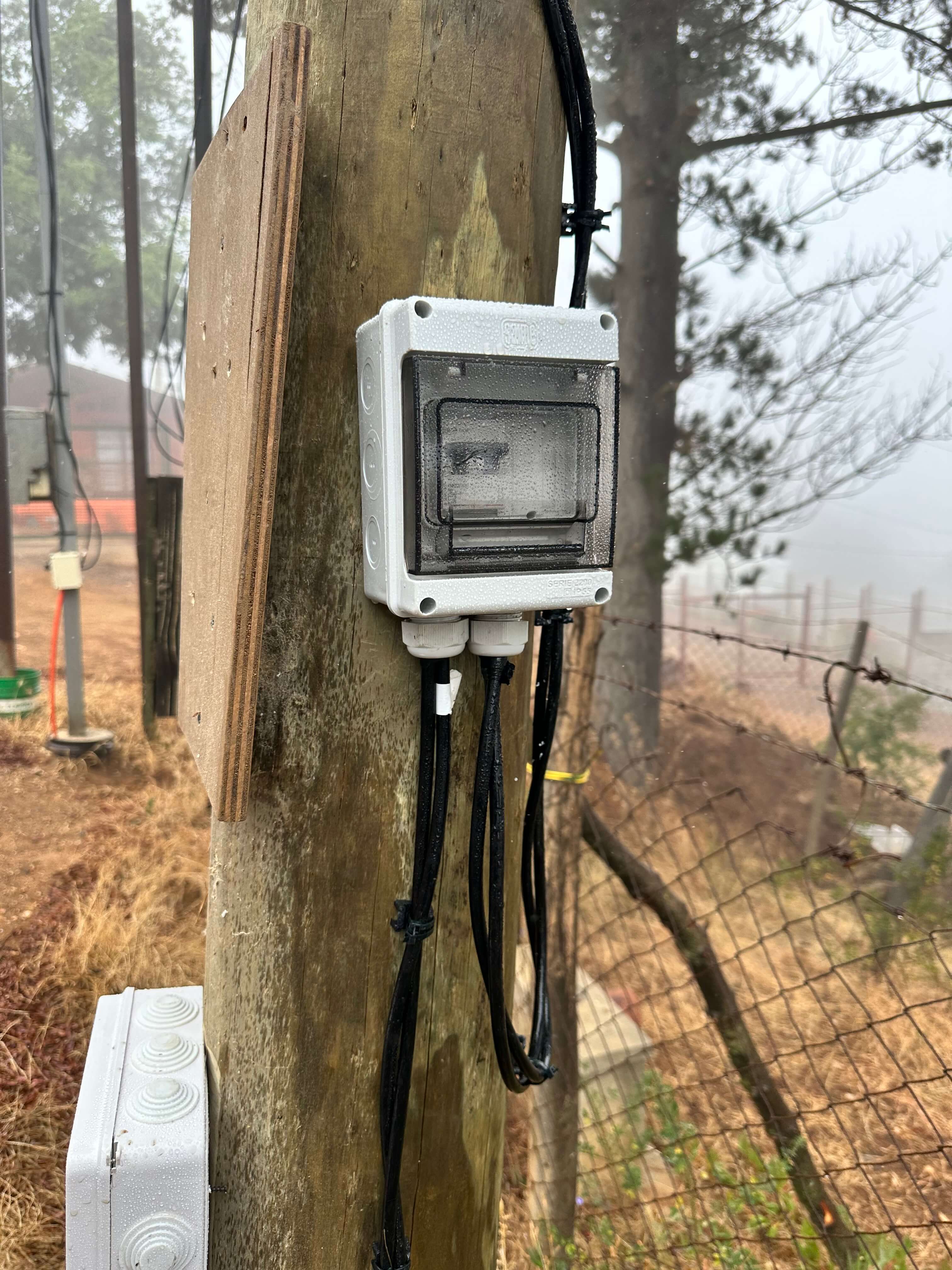 Tablero eléctrico en faena